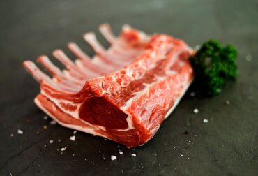 Задались вопросом, где купить каре ягненка в Истре? У нас вы найдете идеальное каре ягненка на заказ. Доставка, качество, отзывы.