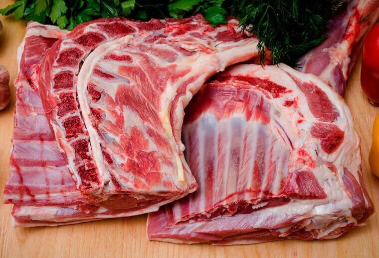 Как выбрать мясо баранины правильно — главный вопрос для вкусного блюда. Узнайте в нашем гиде как выбрать мясо баранины правильно: по цвету, запаху, возрасту. Купите свежую баранину в Истре.